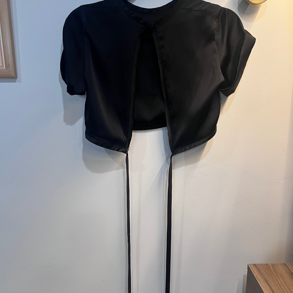 Orseund Iris Black Short Sleeve Top - Picture 2 of 6